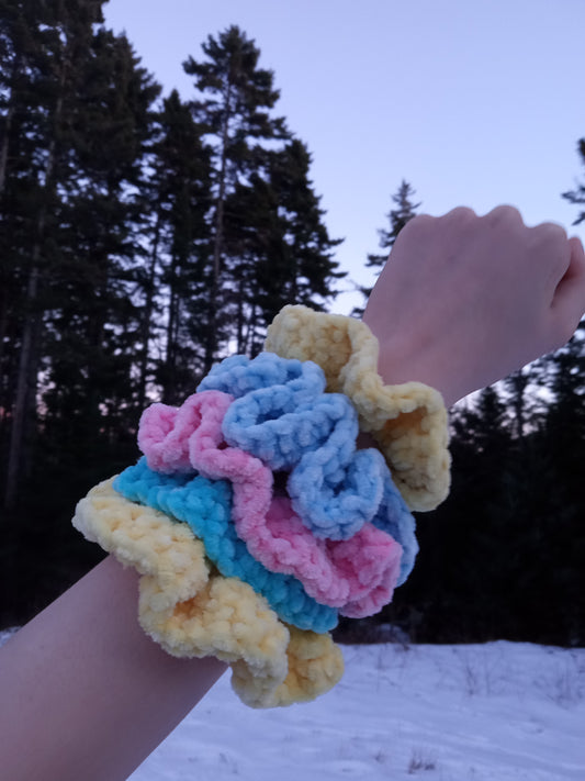 Crochet scrunchie